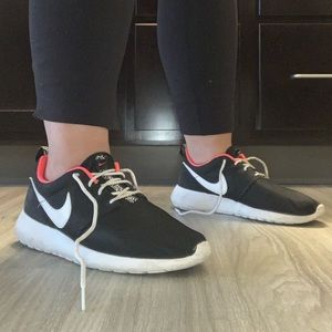 Nike Roshe Runs